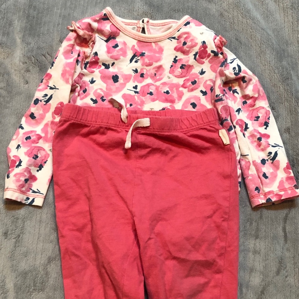 Burts bees baby outfit
